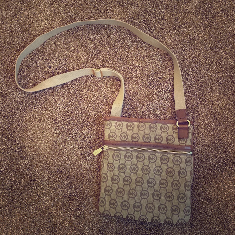 Michael Kors crossbody